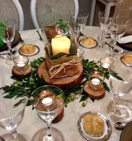 Centro de mesa con tronco y vela