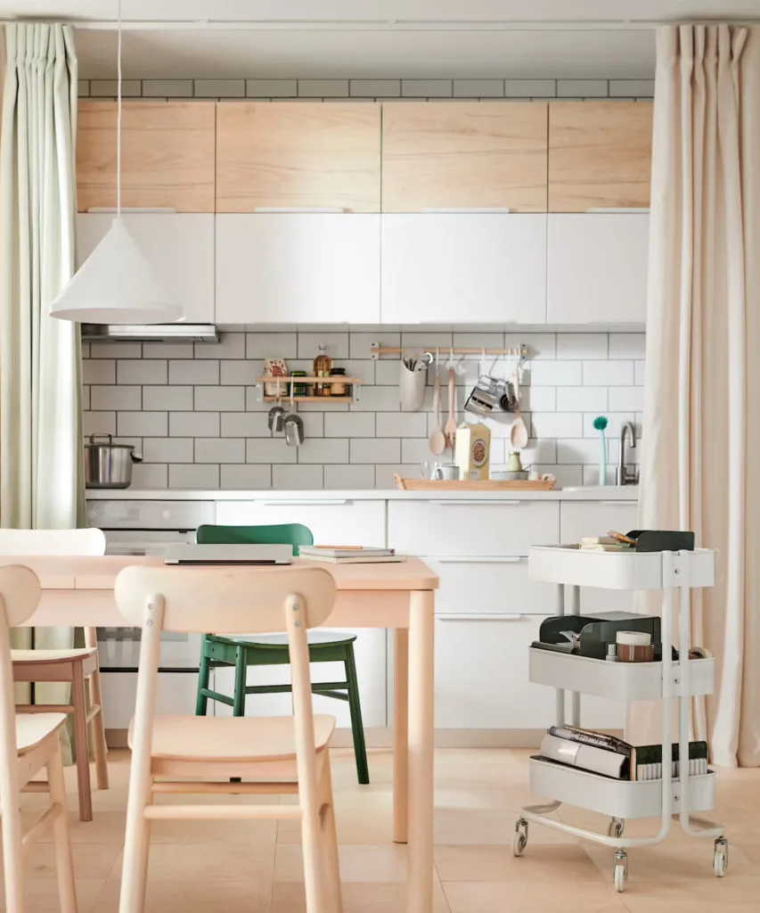 Cocina con carrito de IKEA