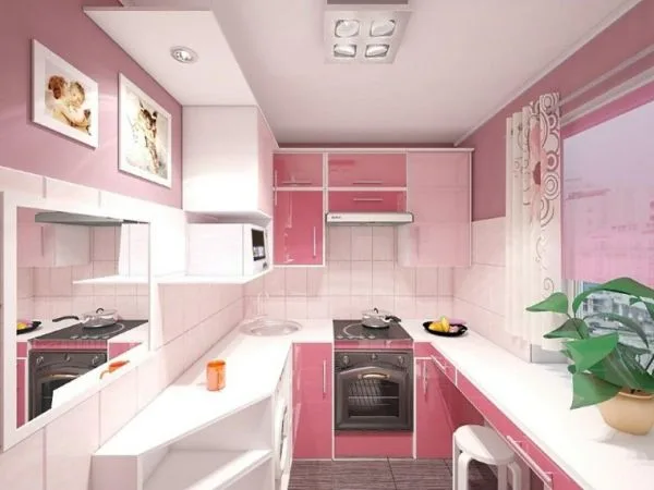 Cocina integral pequeña y moderna en rosa