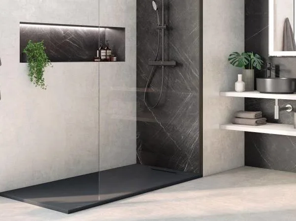 Baño con cucha en gris