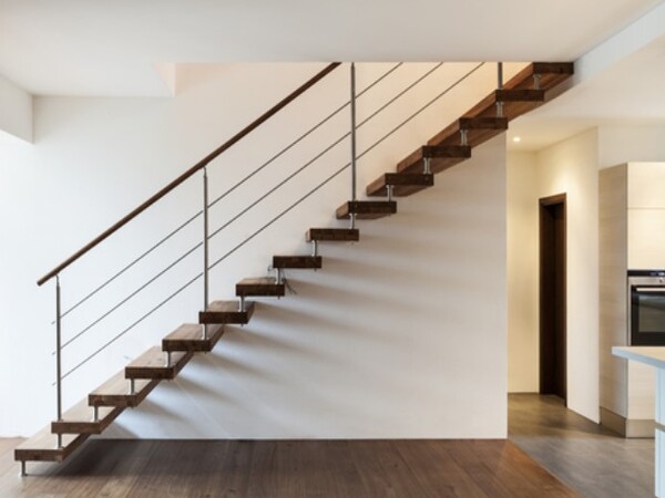 27 Escaleras Interiores Modernas y Consejos para Elegir el Diseño | Canal  Hogar