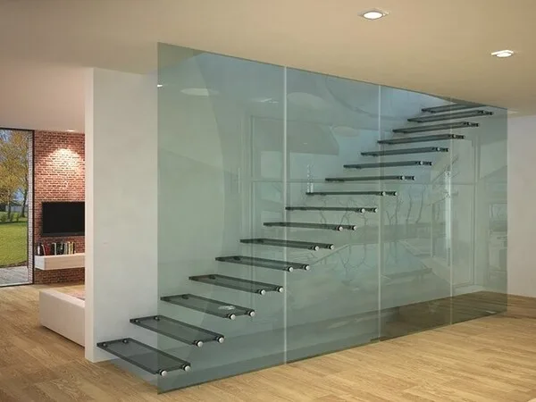 escalera moderna de vidrio