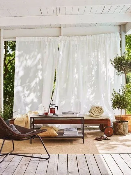 terraza moderna cerrada en estilo decorativo rustico
