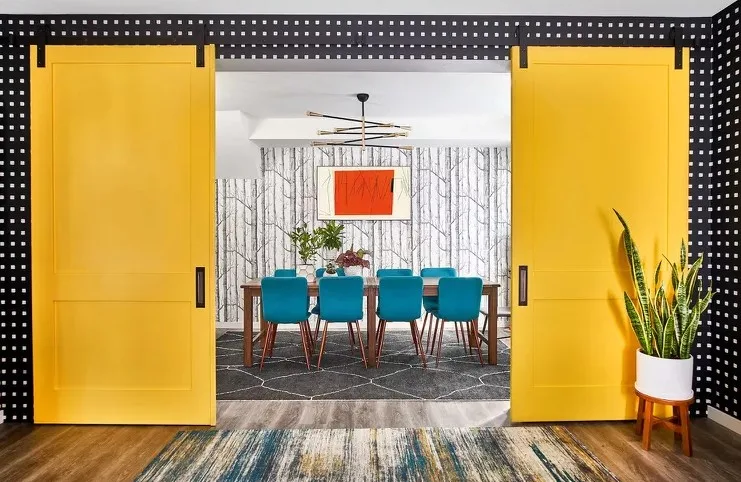 ideas de decoracion para casas pequeñas puertas corredizas de 2 hojas