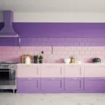 Cocina en tres tonos morado