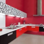 Cocina moderna en rojo, negro y blanco