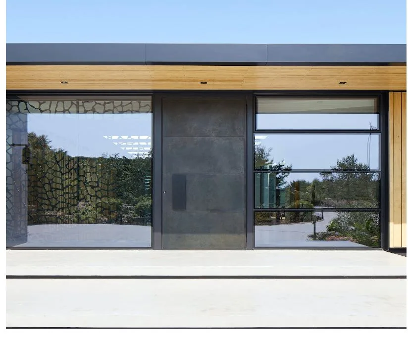 Diseños puertas metálicas modernos