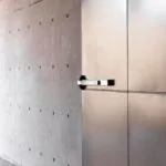Puerta de metal diseño moderno