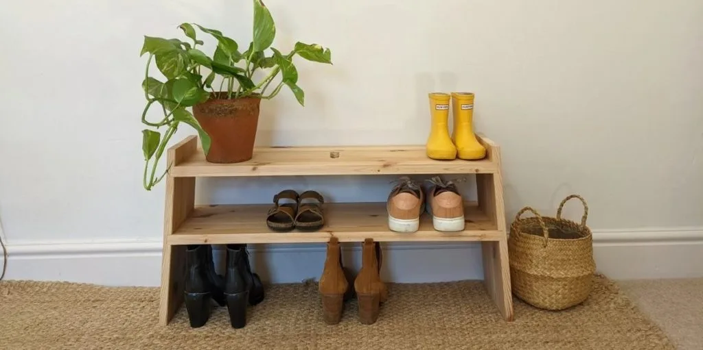 Zapatero estante de madera